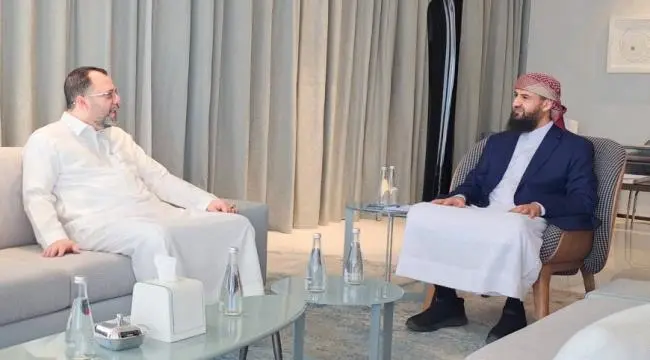 المحرّمي يلتقي وزير الكهرباء ويشدد على تسريع تنفيذ...