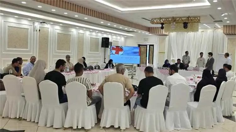 اللجنة الوطنية للتحقيق والصليب الأحمر يختتمان ورشة عمل لكادر اللجنة الوطنية بعدن