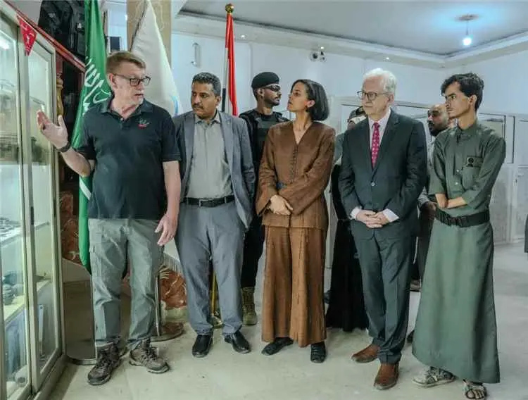 السفير الالماني يشيد بجهود مشروع "مسام" لنزع الالغ...