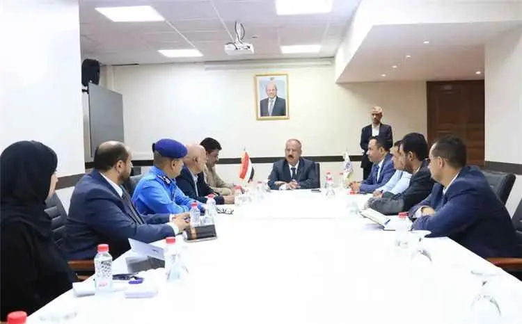 وزير النقل يترأس اجتماع مجلس إدارة هيئة النقل البر...
