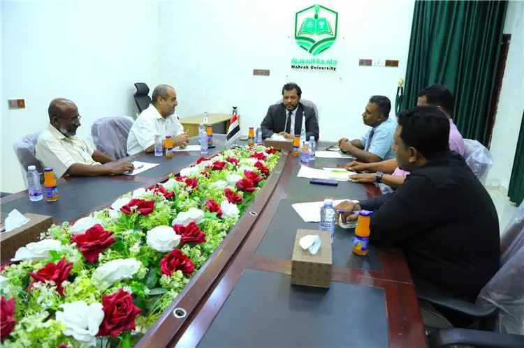 نائب رئيس جامعة المهرة للدراسات العليا والبحث العل...