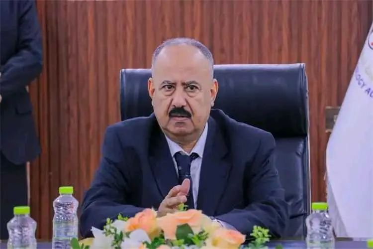وزير النقل: استهداف منزل وزير الدولة محافظ عدن عمل...