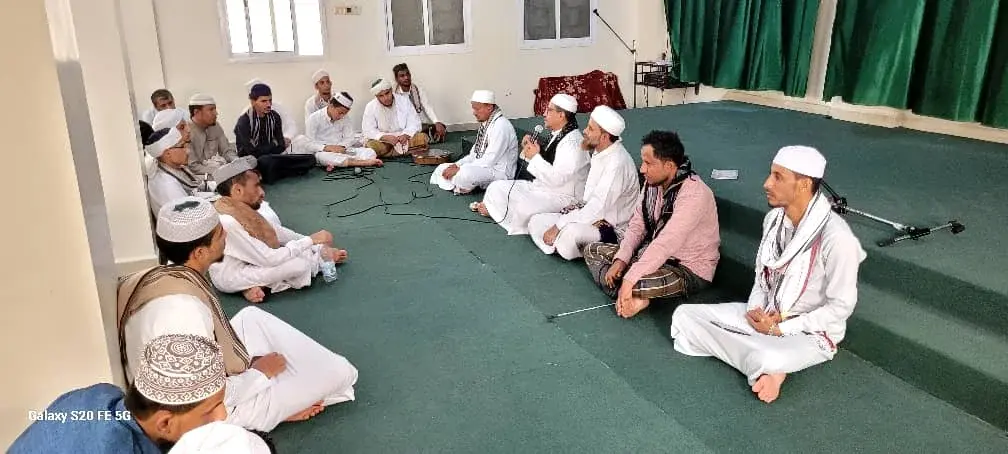 في كلمته لطلاب رباط الإمام علي المشهور بعدن.. على الأستاذ نزار أبوبكر المشهور يؤكد أهمية الحرص على طلب العلم الشرعي والتحصيل الأكاديمي
