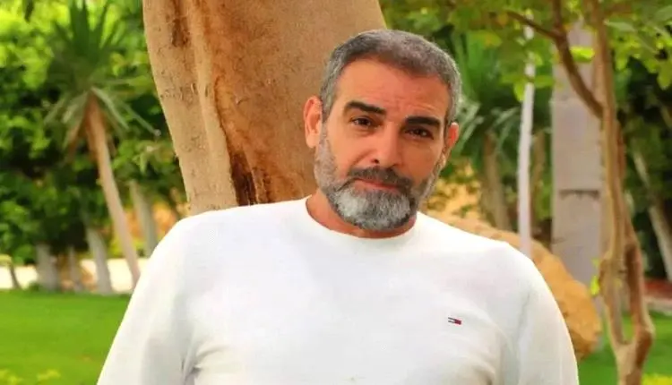 نقيب الممثلين أشرف زكي يحسم شائعة مرض أحمد عبد العزيز