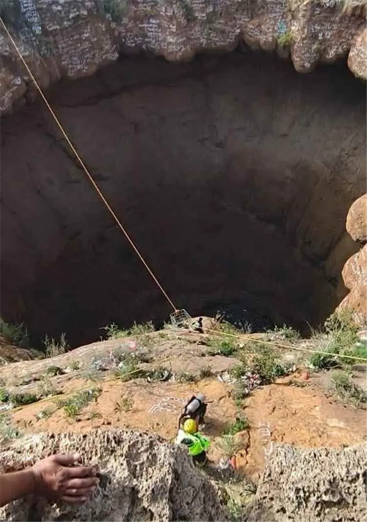 العثور على جثمان القعقاع بن عنتر بعد عمليات بحث اس...