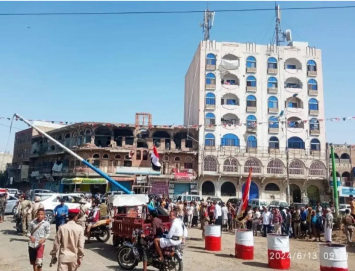 مدينة في حقيبة مشرف الحوبان .. "دكان" ضخم يُباع في...