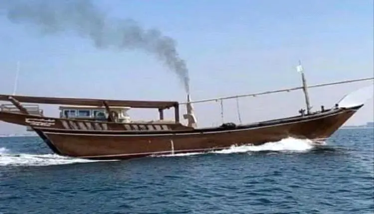 نداء استغاثة عاجل لإنقاذ مواطنين على متن قارب قبال...