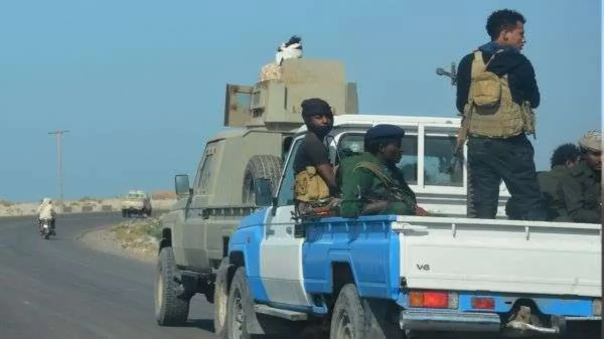 بناء على بلاغ شرطة الحديدة.. أمن الدولة في تعز يسل...