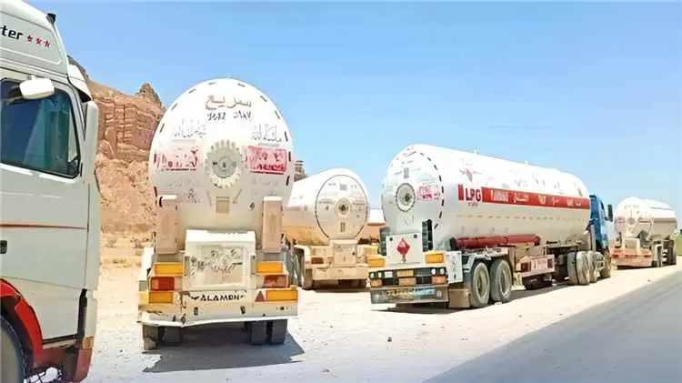 تعليقاً على قطاع مأرب القبلي.. الناشط ناصر العولقي: احتجاز ناقلات الوقود يفاقم معاناة المواطنين ويستدعي مواقف حازمة