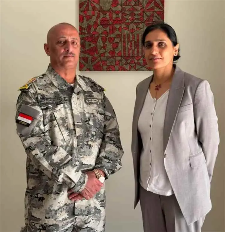 رئيس مصلحة خفر السواحل يبحث مع سفيرة المملكة المتحدة تعزيز التعاون في الأمن البحري وبناء القدرات