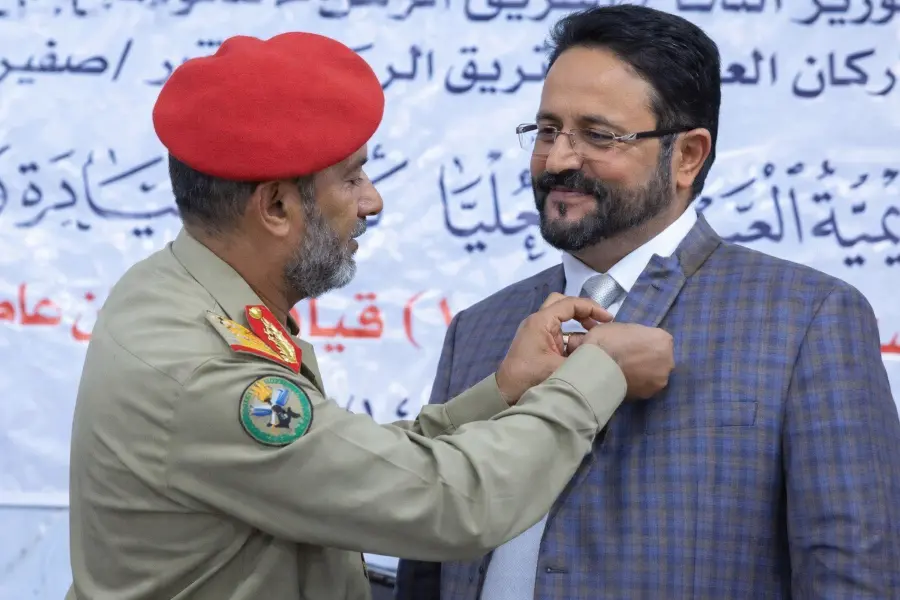 الأكاديمية العسكرية العليا تكرم اللواء سلطان العرا...