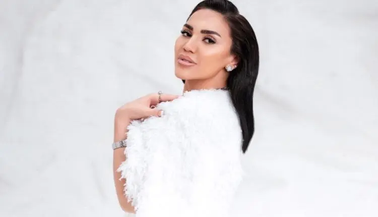 برسالة مؤثرة.. مي فاروق تشارك جمهورها فرحة تخرّج ا...