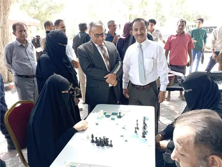 نحو طالب جامعي فاعل ومتميز.. رئيس جامعة عدن يدشن أ...