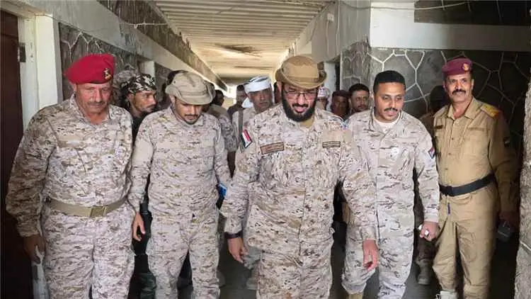 العميد الجهوري يقوم بزيارة تفقدية للواء الثاني حزم بقاعدة العند