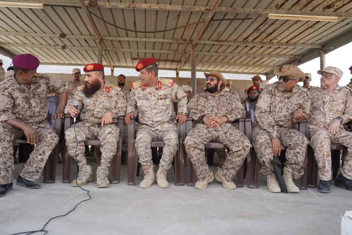 لجنة وزارة الدفاع تواصل أعمالها في محور باب المندب...