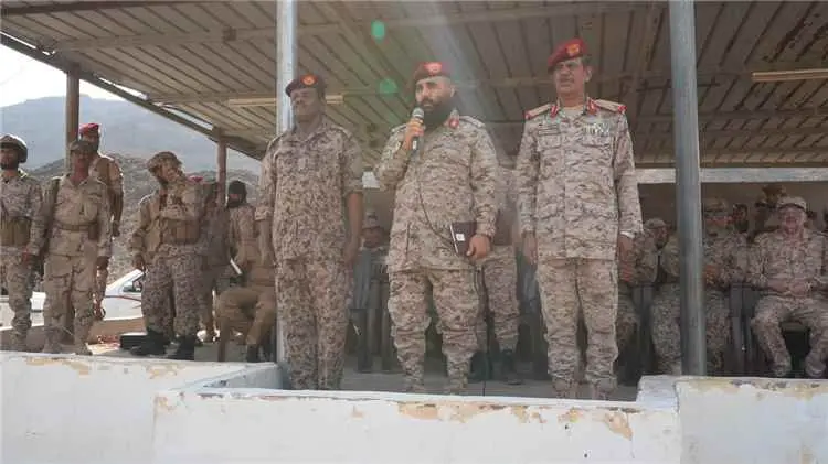 لجنة وزارة الدفاع تواصل أعمالها في محور باب المندب...