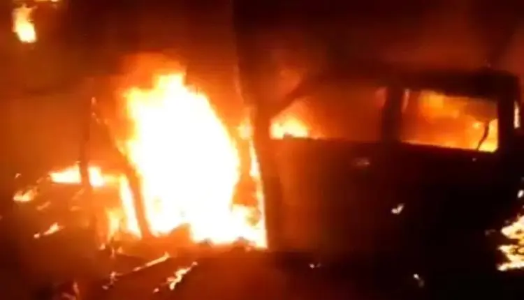 إجرام حوثي بحق مواطن في الجوف.. إحراق منزله وتشريد...