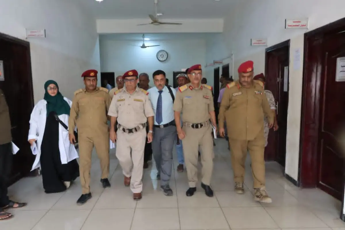 عدن.. لجنة من وزارة الدفاع تطلع على مستشفى عبود ال...