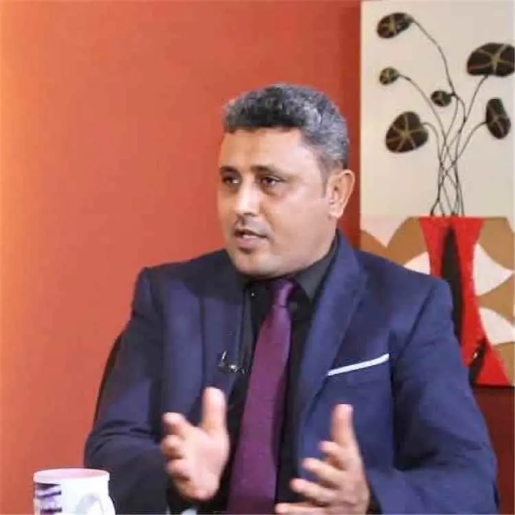 ياسر اليافعي : الحمد لله أنني لم أكن يوماً من المق...
