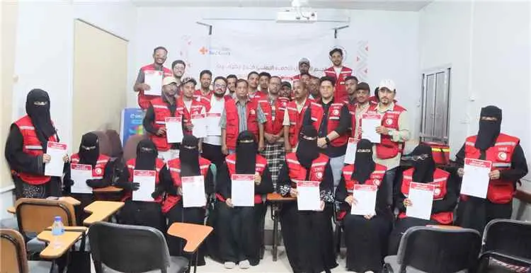 الدكتور العمودي يشيد بتدخلات الهلال الأحمر اليمني...
