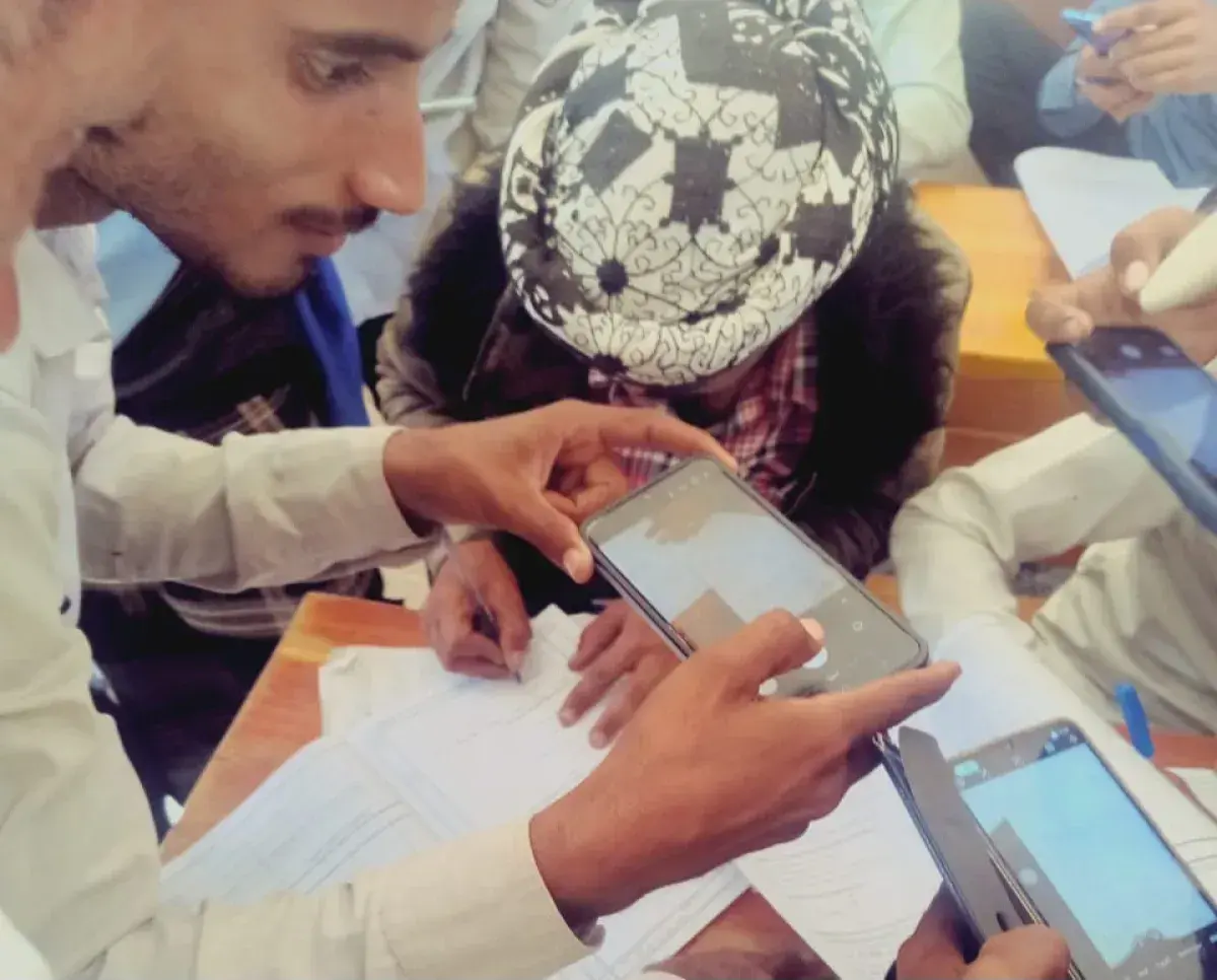 اتهامات لإدارة ثانوية بالضالع بفرض أموال على الطلا...
