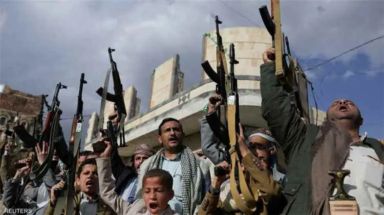 مصادر: نقص الإمدادات يفاقم أوضاع مقاتلي الحوثيين و...
