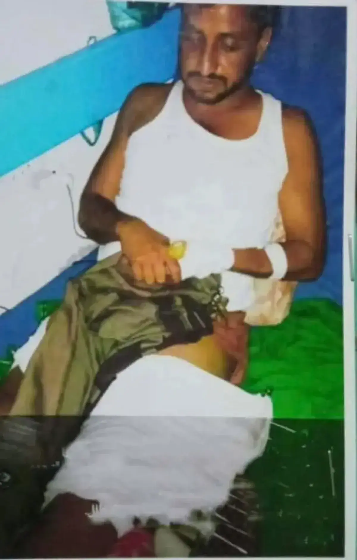محور تعز يعبث بالكشوفات:   إسقاط أسماء مقاتلين لصا...