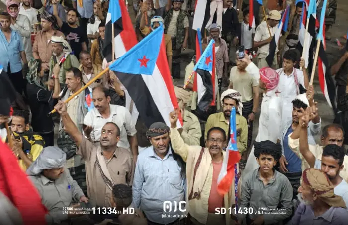 أبناء شبوة يصلون ساحة العروض بعدن استعدادًا لمليون...