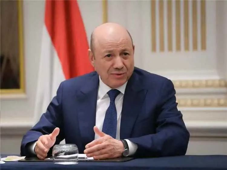 الرئيس العليمي يشكر السعودية على صرف الدفعة الثاني...