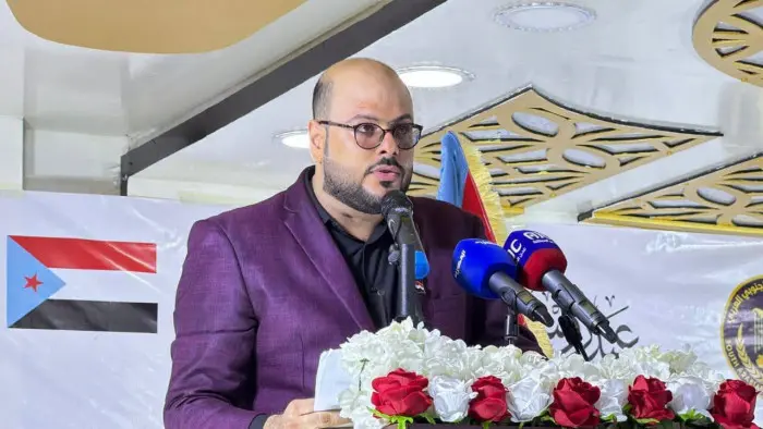 انتقالي حضرموت يحذر من الاعتداء على متظاهري المكلا