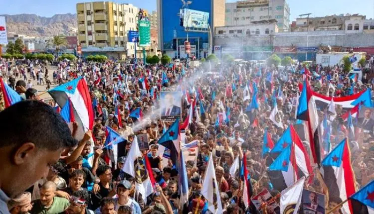 مظاهرات في عدن وحضرموت رفضا لمشاريع تفتيت جنوب الي...