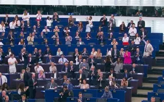 هتافات "أعيدوهم إلى بلادهم" تهز البرلمان الأوروبي إثر إقرار قانون لتسريع ترحيل المهاجرين