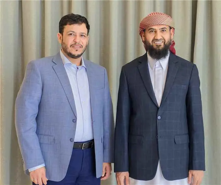 المحرّمي والعليمي يبحثان المستجدات السياسية والاقت...