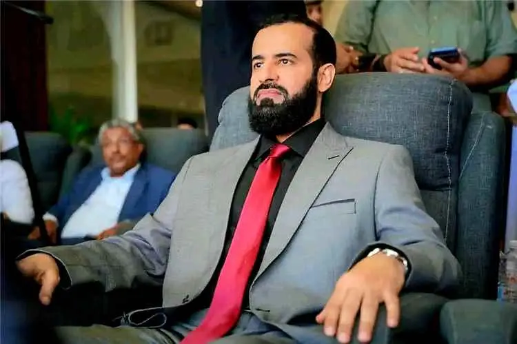محافظ أبين يترأس اجتماع اللجنة التحضيرية للمجلس ال...