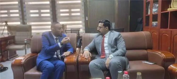 وكيل العاصمة عدن يناقش مع وكيل وزارة الصناعة والتج...