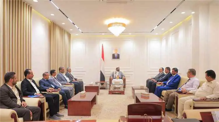 العرادة يؤكد أهمية استكمال الإصلاحات الاقتصادية وت...