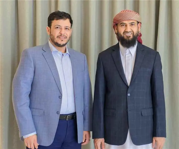 المحرّمي والعليمي يؤكدان وحدة الموقف داخل مجلس الق...