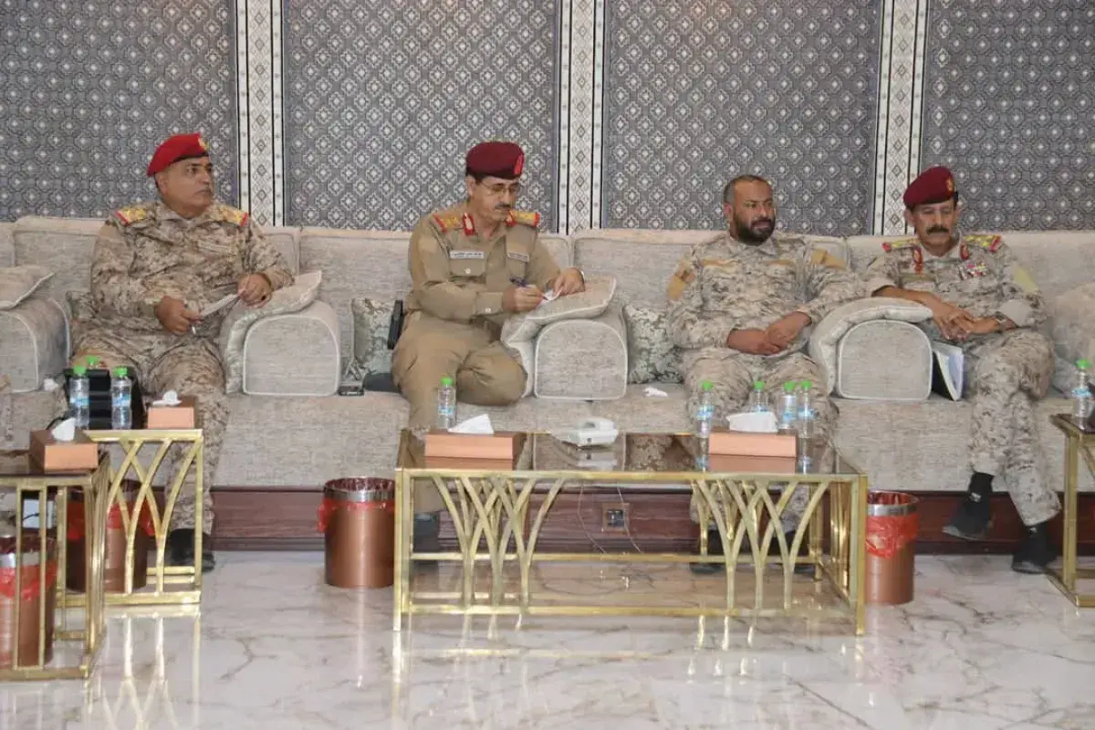 العقيلي يطلع على جاهزية المنطقة العسكرية الثامنة و...