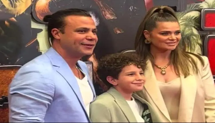 محمد إمام يحتفل بالعرض الخاص لفيلمه الجديد «صقر وك...