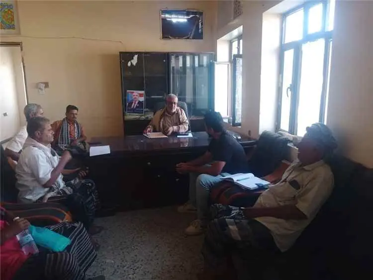 مدير عام الملاح يلتقي بمنسق ومشرف منظمة الإغاثة ال...