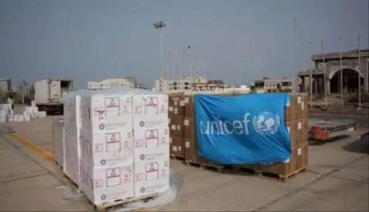 وصول قرابة نصف مليون جرعة لقاح إلى عدن لإنقاذ أطفا...