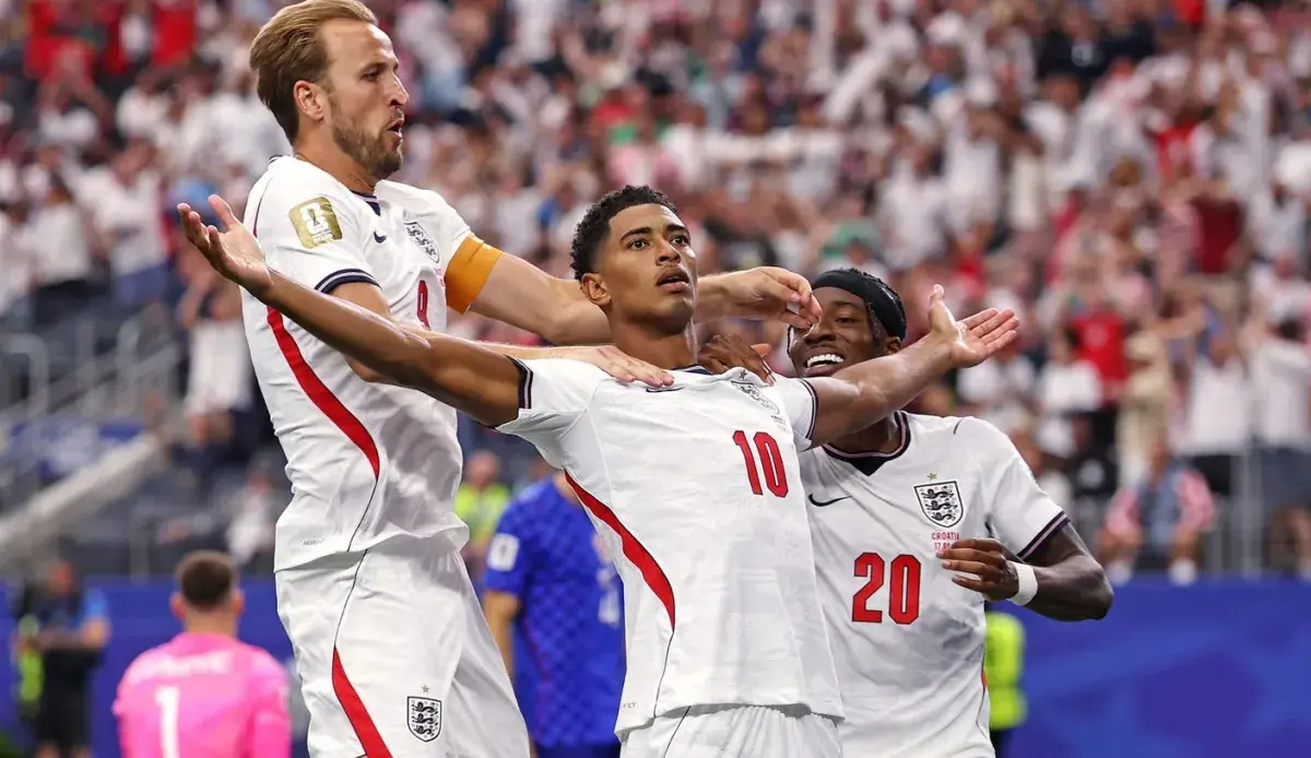 إنجلترا وغانا: صراع على الصدارة في كأس العالم 2026