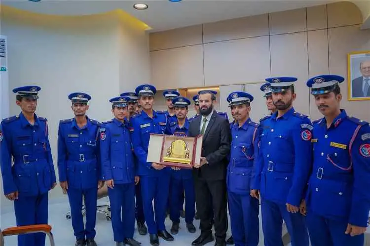 محافظ أبين يلتقي خريجي كلية الطيران والدفاع الجوي...