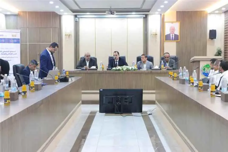الوزير السقطري يفتتح الاجتماع التنسيقي لكتلة الأمن...