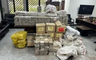العراق.. مصادرة أكثر من 85 مليون دولار في "قضية فس...