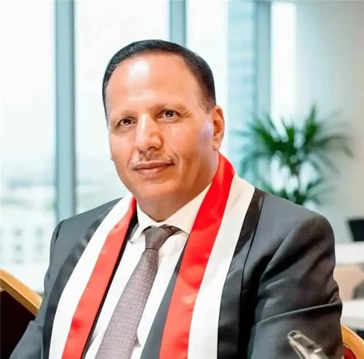 عبدالعزيز جباري: الهروب إلى الحرب لن ينقذ اليمن.....