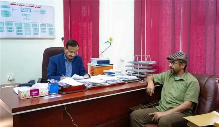 مناقشة اوضاع مكتب الواجبات الزكوية بشبوة.