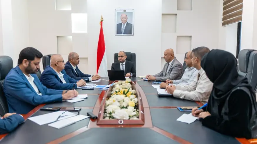اجتماع برئاسة وزير الاتصالات يناقش مستوى الأداء ال...