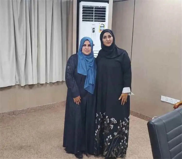 وزيرة الدولة لشؤون المرأة تناقش مع السلطة المحلية...