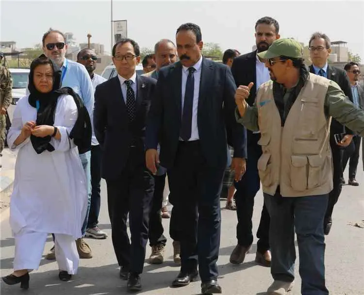 وزير الأشغال والسفير الياباني يطلعان على مشروع تأه...